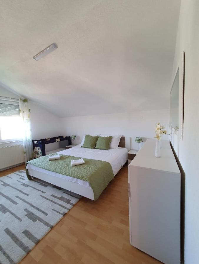 자다르 Apartman Laura 아파트 외부 사진